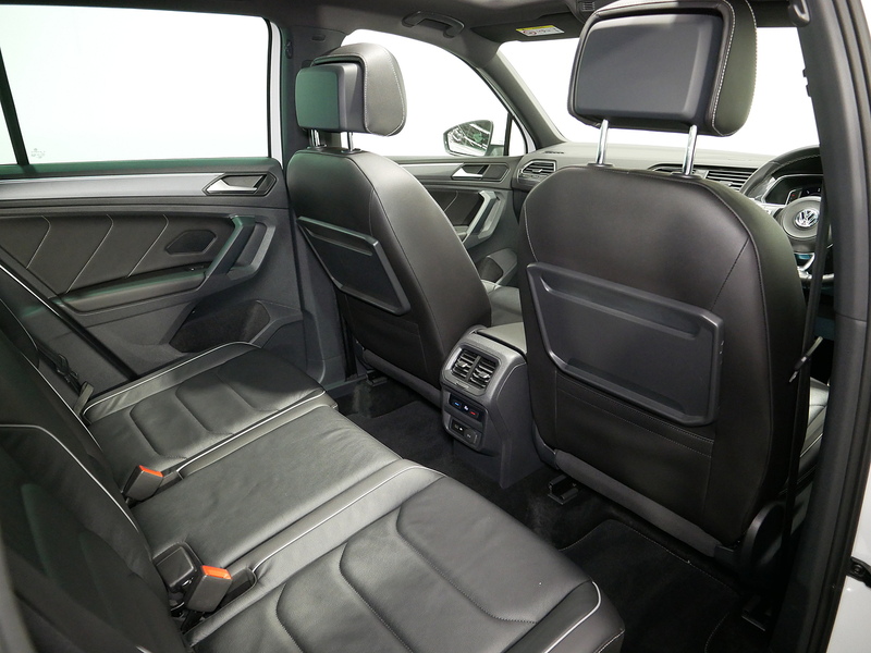 Volkswagen 2.0 TDI R-Line Tech SUV 5dr Diesel DSG Euro 6 (s/s) (150 ps)