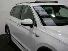 Volkswagen Tiguan TDI R-Line Tech 