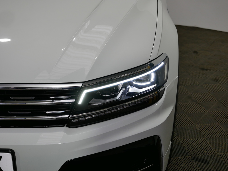 Volkswagen 2.0 TDI R-Line Tech SUV 5dr Diesel DSG Euro 6 (s/s) (150 ps)