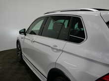 Volkswagen Tiguan TDI R-Line Tech 