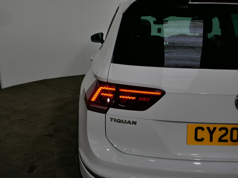 Volkswagen 2.0 TDI R-Line Tech SUV 5dr Diesel DSG Euro 6 (s/s) (150 ps)