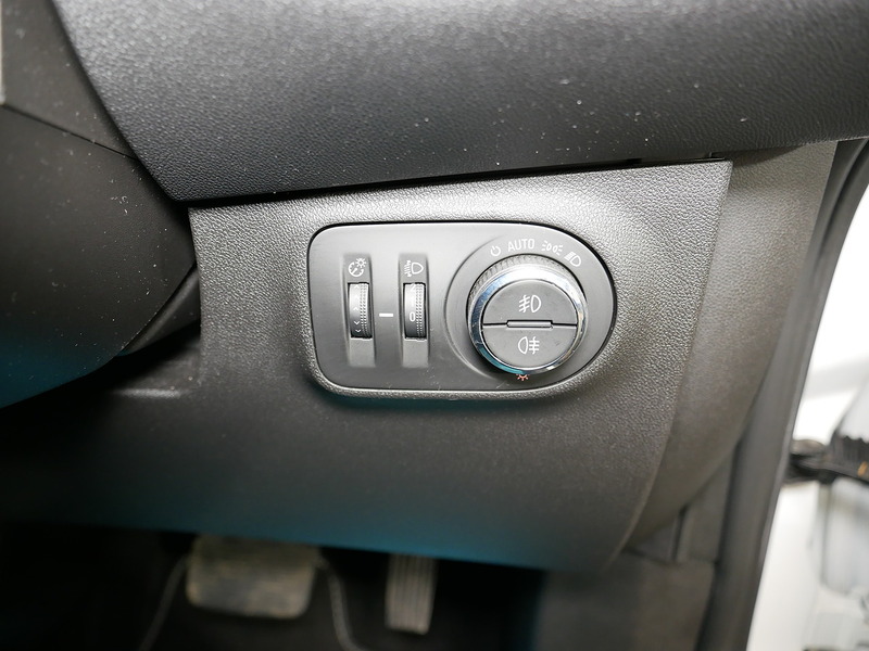 Vauxhall 1.4i ecoTEC Energy Hatchback 5dr Petrol Auto Euro 6 (90 ps)