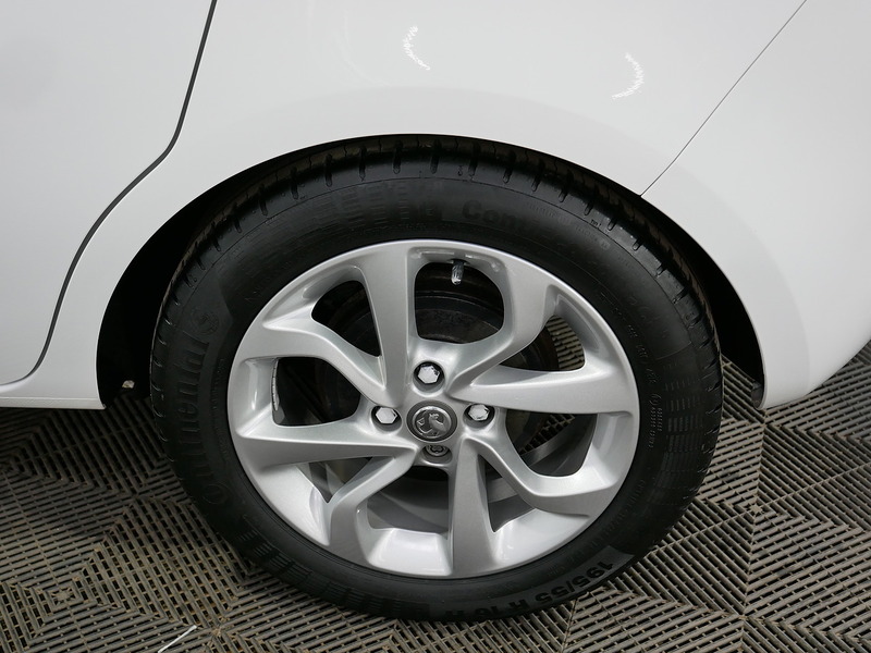 Vauxhall 1.4i ecoTEC Energy Hatchback 5dr Petrol Auto Euro 6 (90 ps)