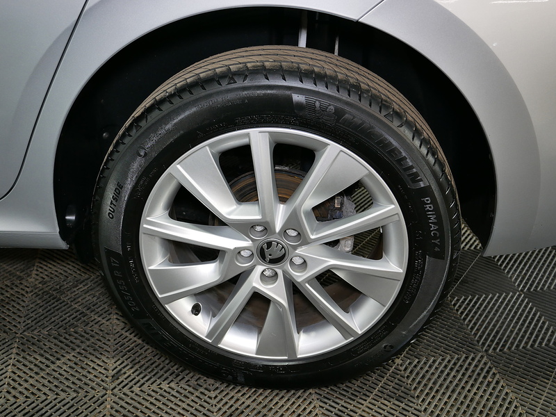 Skoda 1.0 TSI SE Drive SUV 5dr Petrol Manual Euro 6 (s/s) (95 ps)