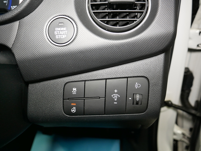 Hyundai 1.2 Premium SE Hatchback 5dr Petrol Manual Euro 6 (87 ps)