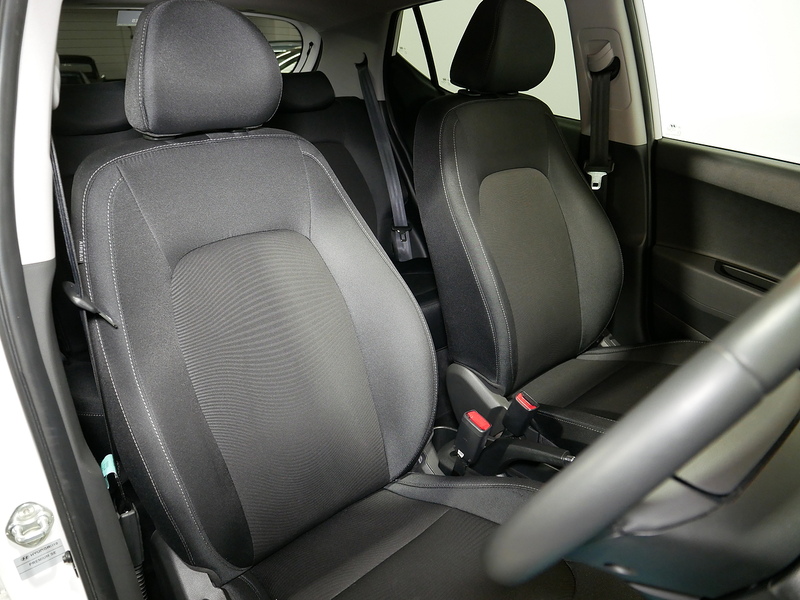 Hyundai 1.2 Premium SE Hatchback 5dr Petrol Manual Euro 6 (87 ps)