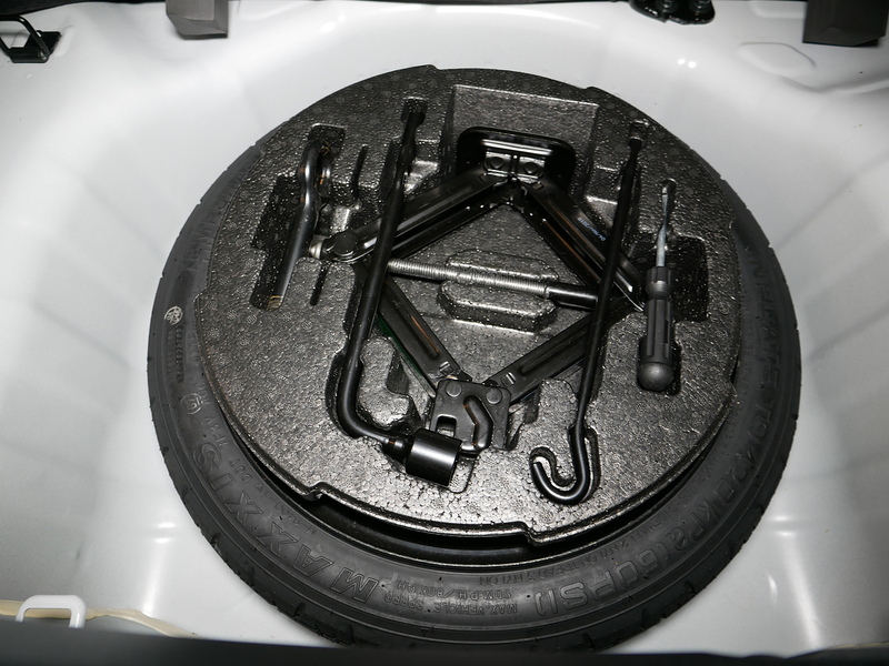 Hyundai 1.2 Premium SE Hatchback 5dr Petrol Manual Euro 6 (87 ps)