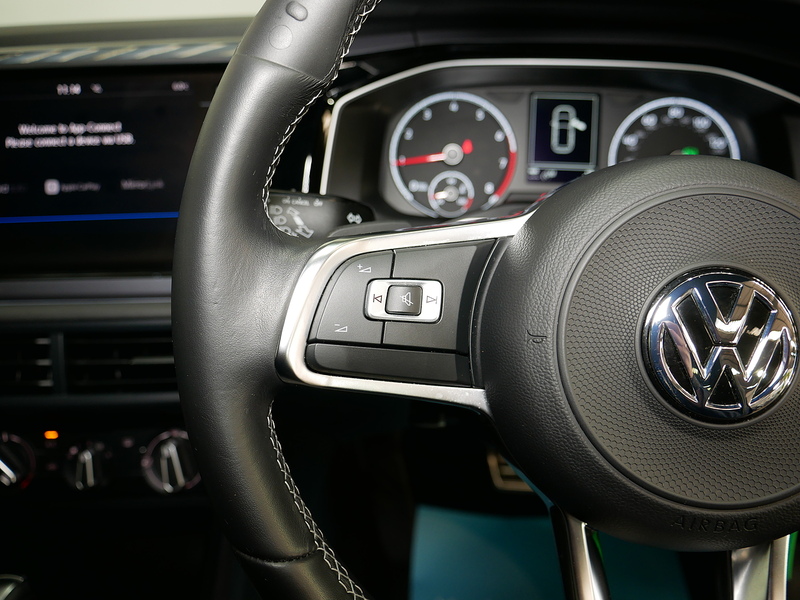 Volkswagen 1.0 TSI GPF R-Line Hatchback 5dr Petrol DSG Euro 6 (s/s) (115 ps)