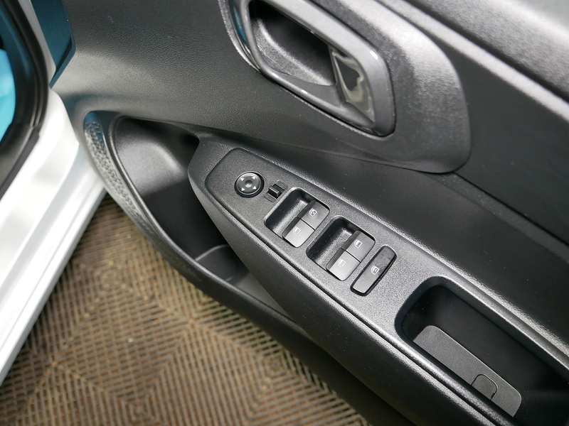 Hyundai 1.2 Premium Hatchback 5dr Petrol Auto Euro 6 (s/s) (84 ps)