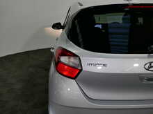 Hyundai i10 Premium 