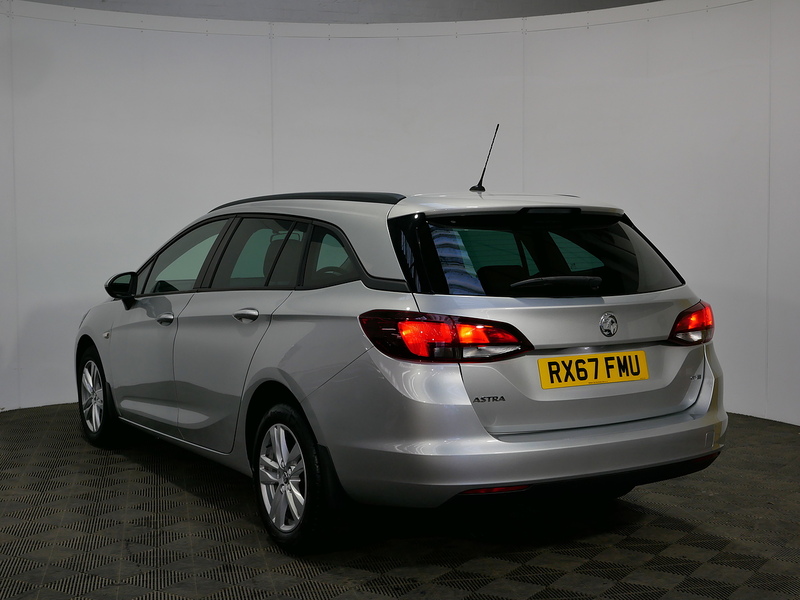 Vauxhall Astra CDTi ecoFLEX Design - U4121
