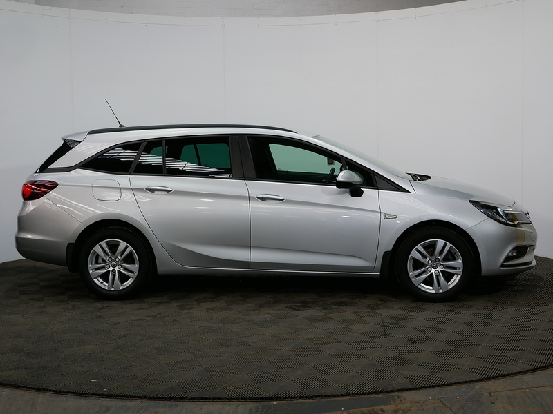 Vauxhall Astra CDTi ecoFLEX Design - U4121