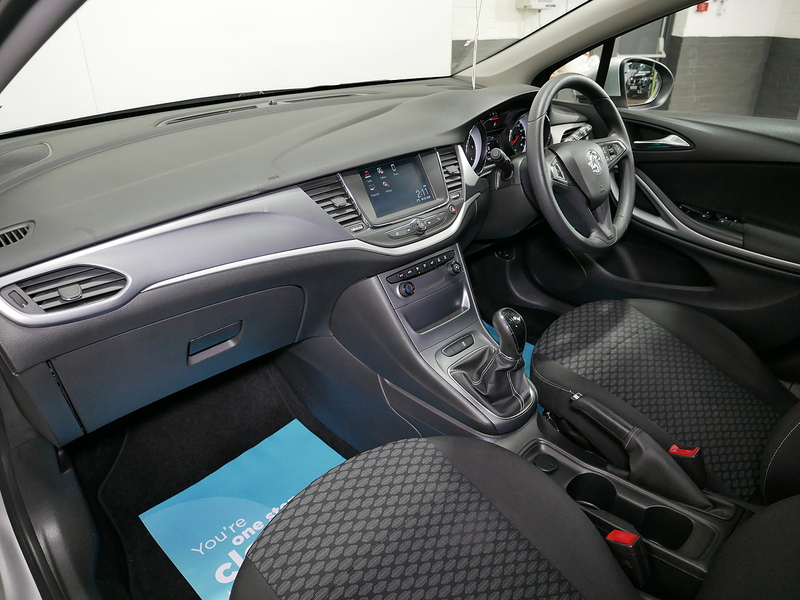 Vauxhall Astra CDTi ecoFLEX Design - U4121