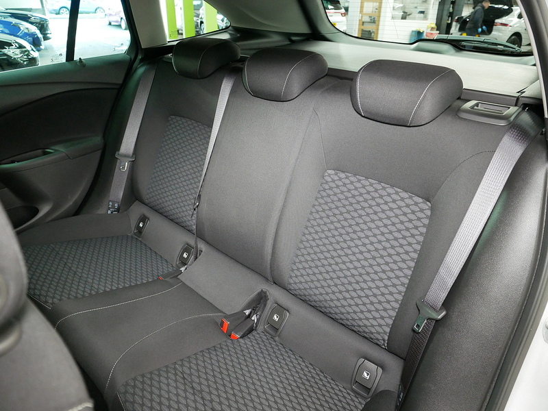 Vauxhall Astra CDTi ecoFLEX Design - U4121