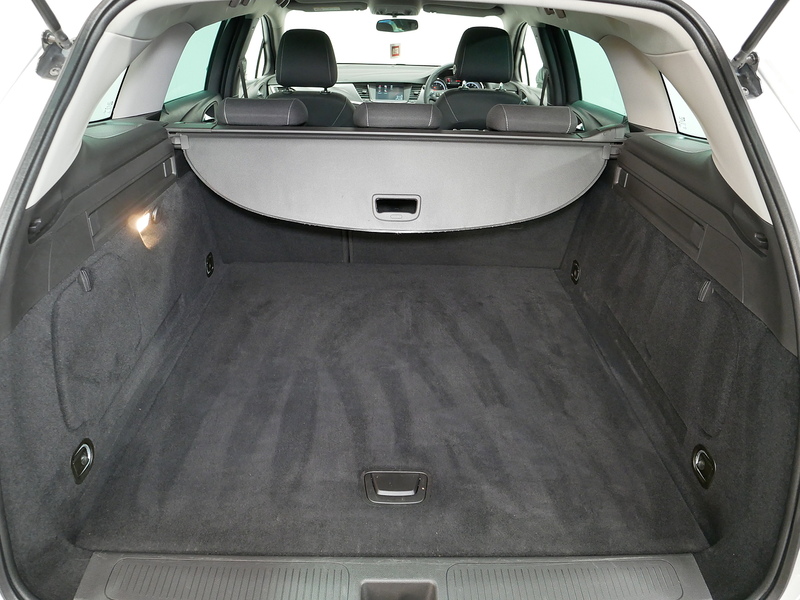 Vauxhall Astra CDTi ecoFLEX Design - U4121