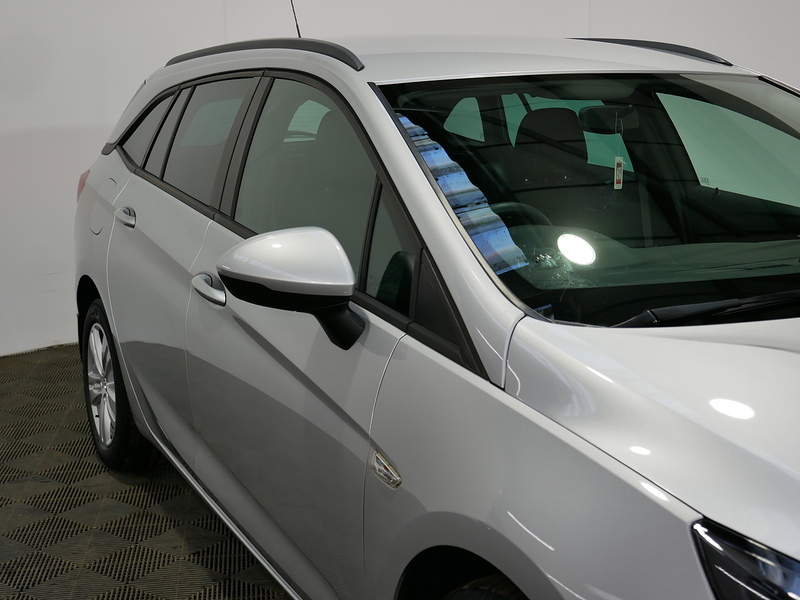 Vauxhall Astra CDTi ecoFLEX Design - U4121