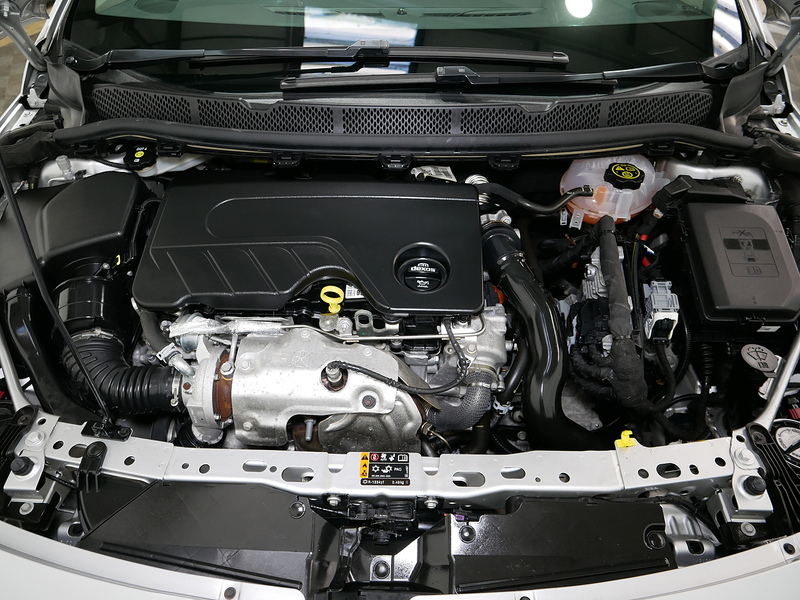 Vauxhall Astra CDTi ecoFLEX Design - U4121