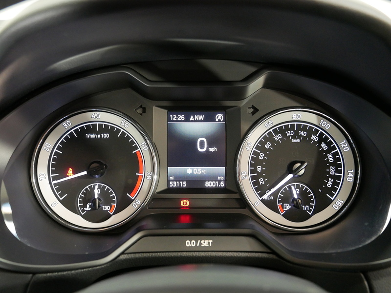 Skoda Octavia TSI ACT SE L - U4122