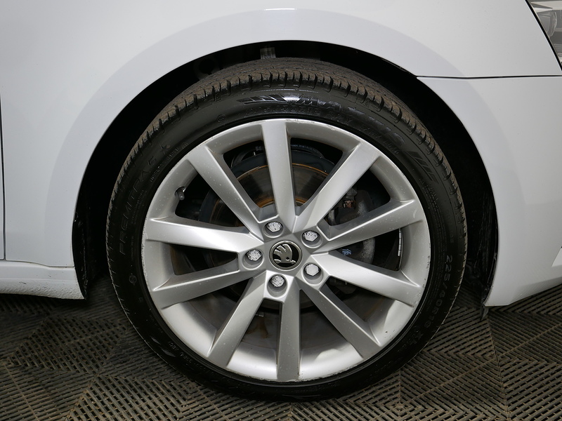 Skoda Octavia TSI ACT SE L - U4122