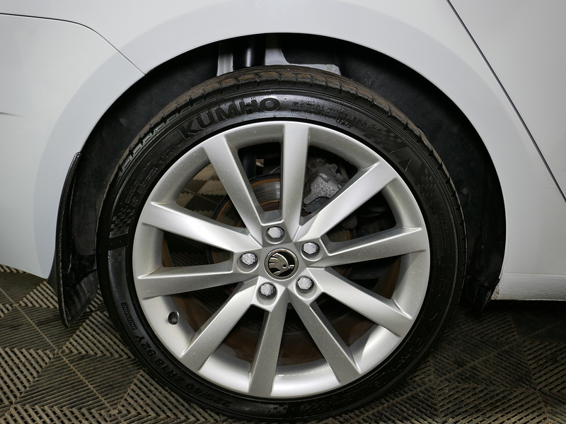 Skoda Octavia TSI ACT SE L - U4122