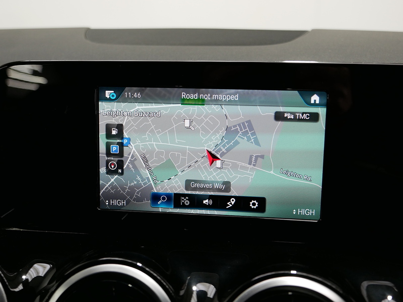 Mercedes-Benz GLA GLA200 Sport - U4127