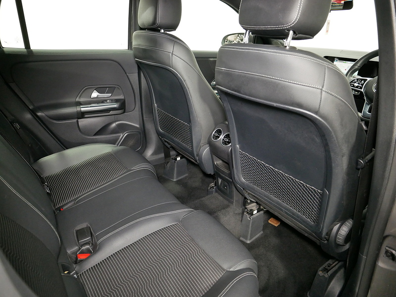 Mercedes-Benz GLA GLA200 Sport - U4127