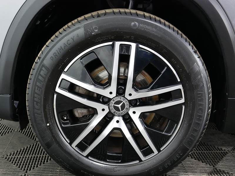 Mercedes-Benz GLA GLA200 Sport - U4127