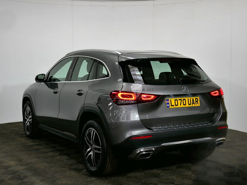 Mercedes-Benz GLA GLA200 Sport - U4127