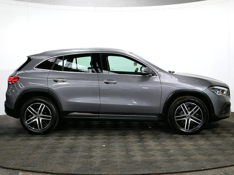 Mercedes-Benz GLA GLA200 Sport - U4127