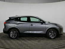 Nissan Qashqai DIG-T MHEV Acenta Premium 
