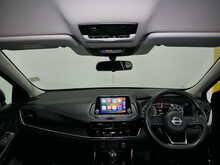 Nissan Qashqai DIG-T MHEV Acenta Premium 