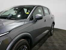 Nissan Qashqai DIG-T MHEV Acenta Premium 