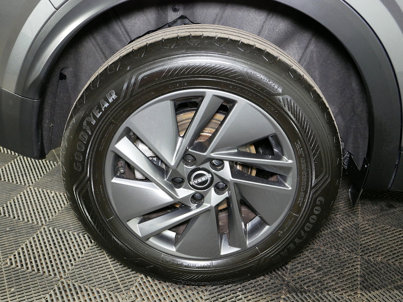 Nissan 1.3 DIG-T MHEV Acenta Premium SUV 5dr Petrol Hybrid Manual Euro 6 (s/s) (140 ps)