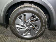 Nissan Qashqai DIG-T MHEV Acenta Premium 