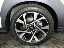 Hyundai KONA T-GDi MHEV Premium 