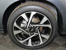 Hyundai KONA T-GDi MHEV Premium 