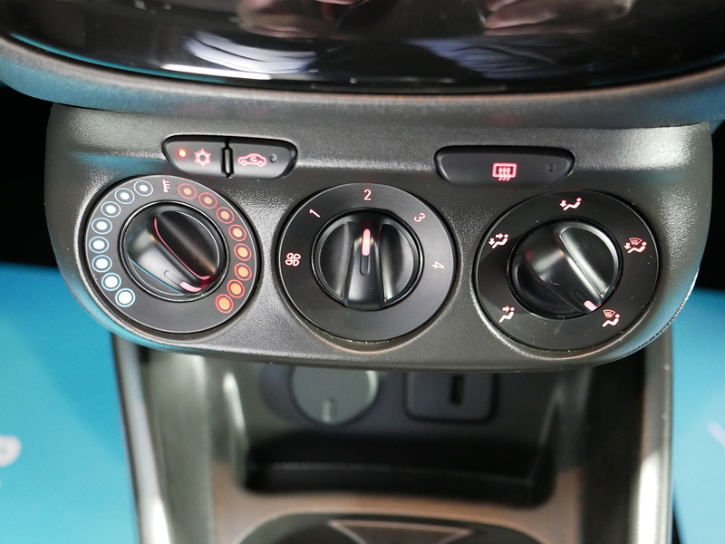 Vauxhall 1.4i ecoTEC Sport Hatchback 3dr Petrol Manual Euro 6 (90 ps)