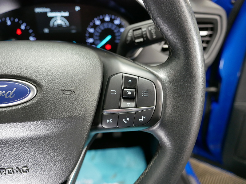 Ford Focus EcoBlue Titanium - U4157