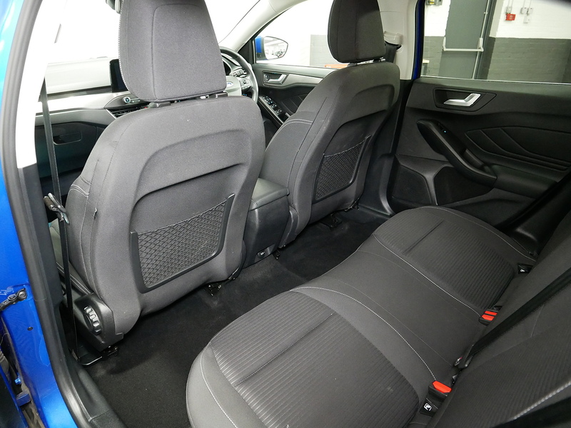 Ford Focus EcoBlue Titanium - U4157