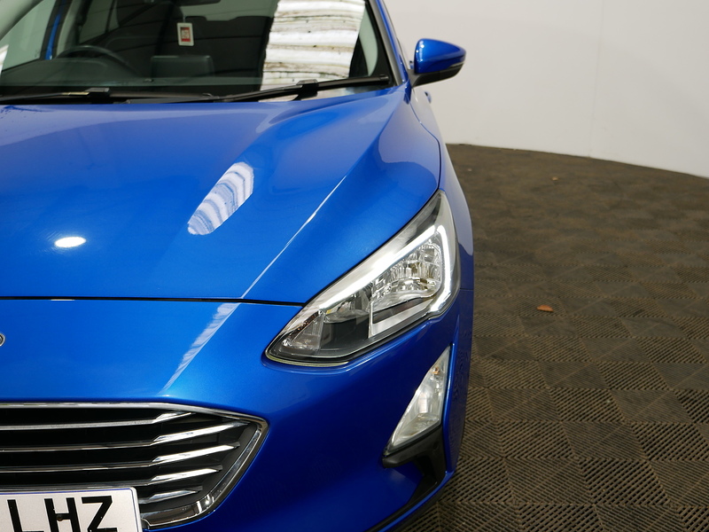 Ford Focus EcoBlue Titanium - U4157