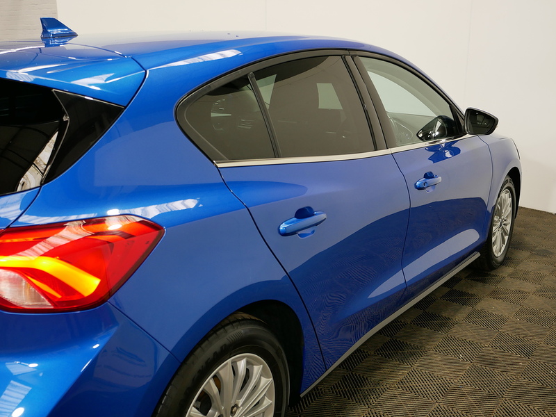 Ford Focus EcoBlue Titanium - U4157