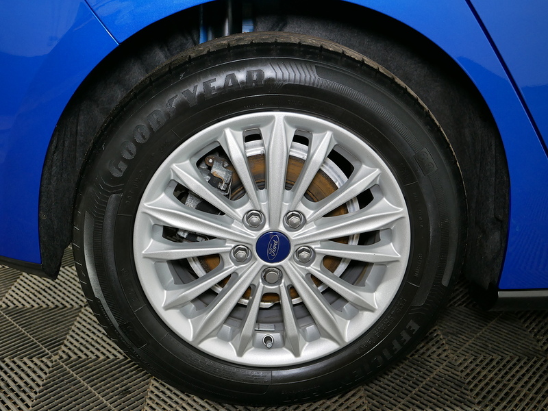 Ford Focus EcoBlue Titanium - U4157
