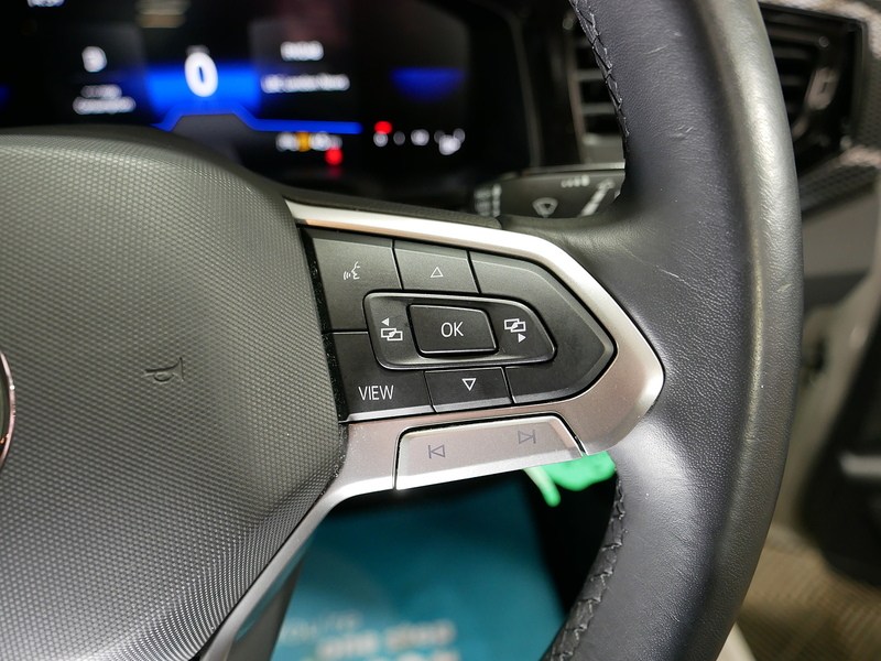 Volkswagen Polo EVO Life - U4159