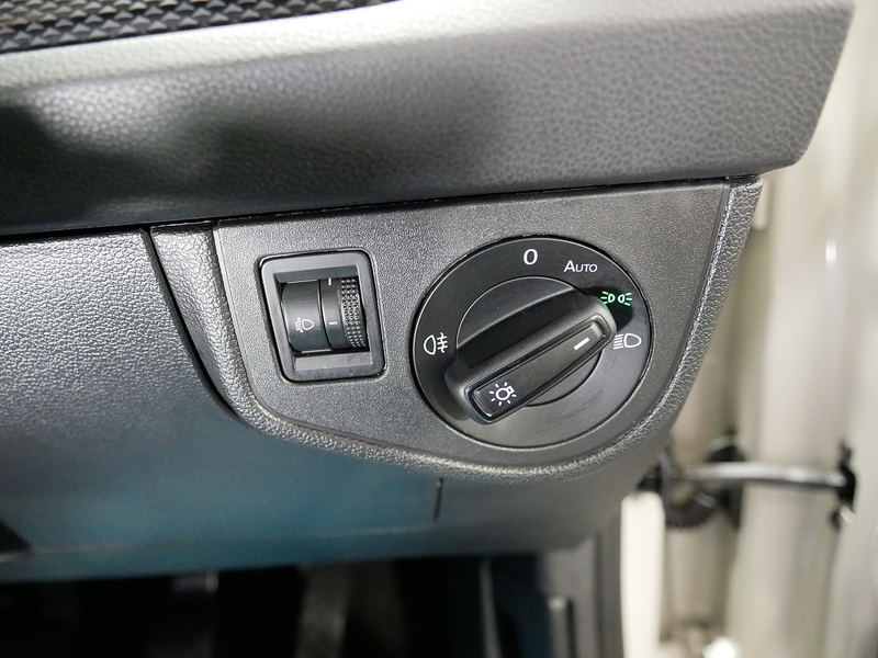 Volkswagen Polo EVO Life - U4159