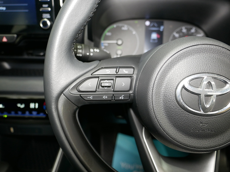 Toyota Yaris VVT-h Icon - U4163