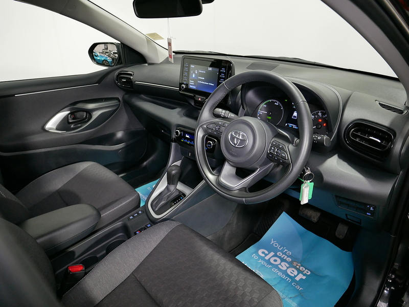 Toyota Yaris VVT-h Icon - U4163