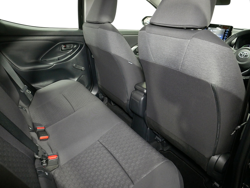 Toyota Yaris VVT-h Icon - U4163