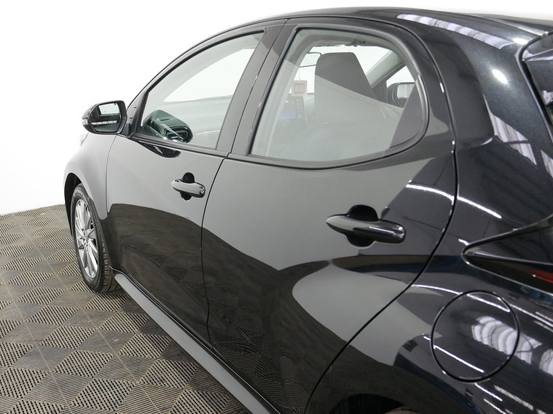 Toyota Yaris VVT-h Icon - U4163