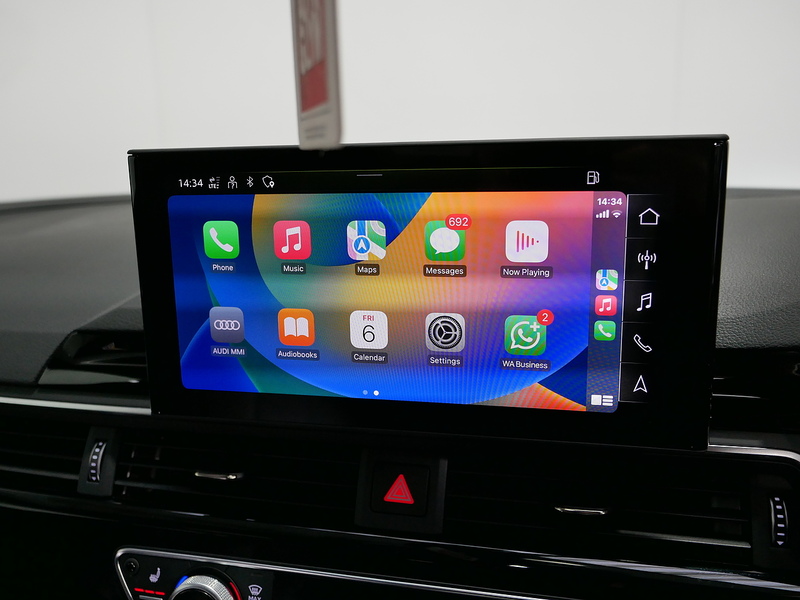 Audi A4 Avant TFSI Black Edition - U4166