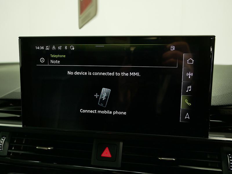 Audi A4 Avant TFSI Black Edition - U4166